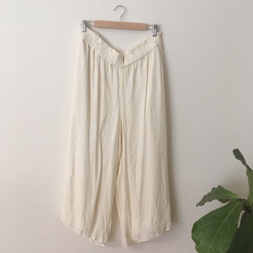 point sur white pants